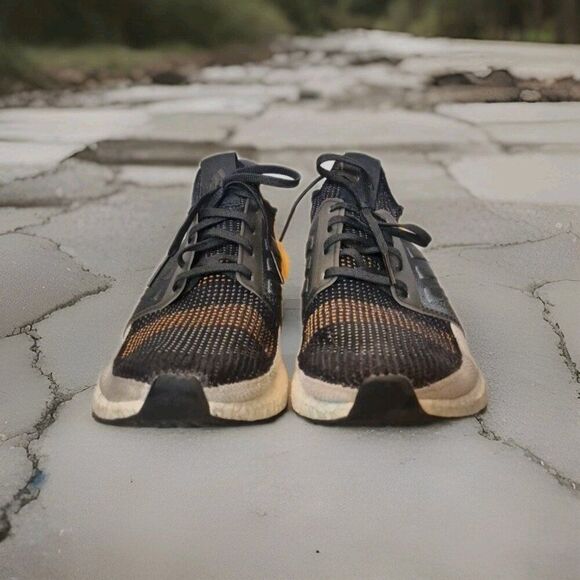 Adidas Ultraboost 19 Trave Cargo Athletic Running Shoes Men's Size 13 - Picture 2 of 8